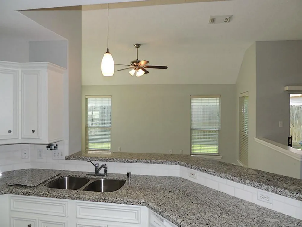 236 Canterbury Drive Conroe, TX 77303