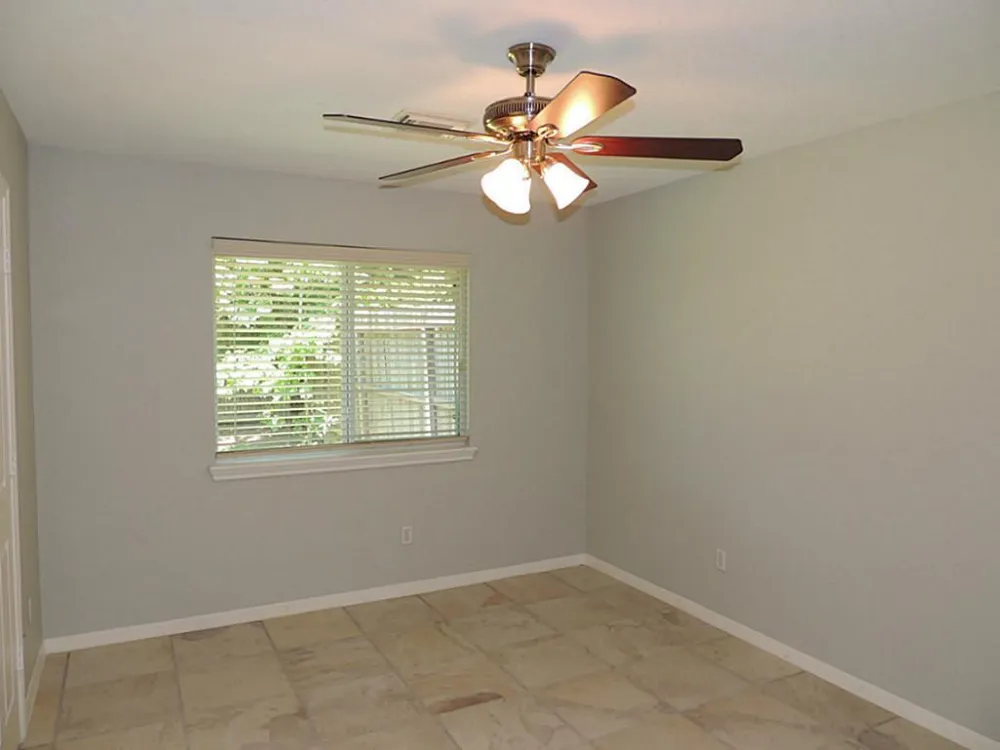 236 Canterbury Drive Conroe, TX 77303
