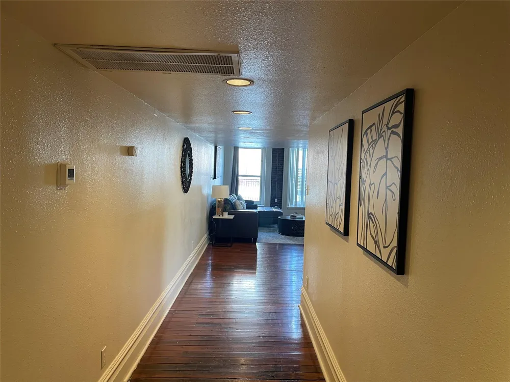 2118 Strand Street #209 Galveston, TX 77550