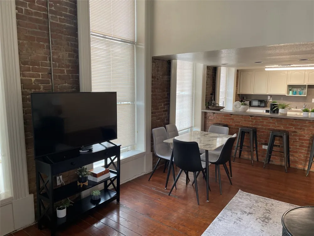 2118 Strand Street #209 Galveston, TX 77550