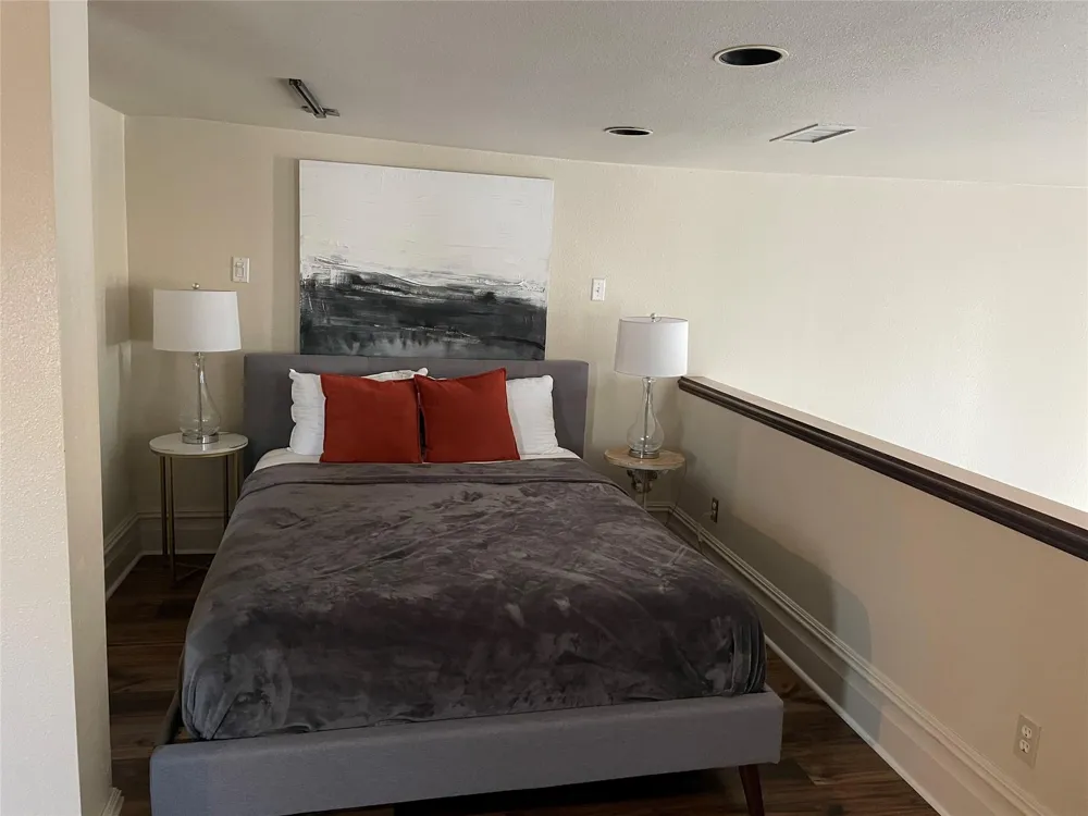 2118 Strand Street #209 Galveston, TX 77550