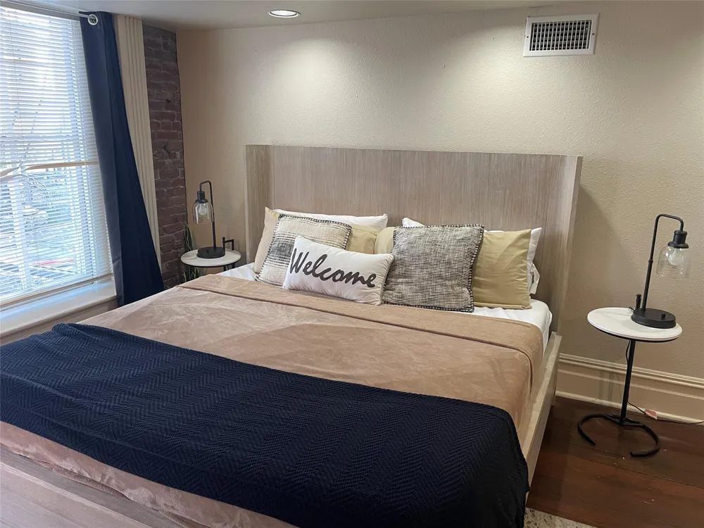 2118 Strand Street #209 Galveston, TX 77550