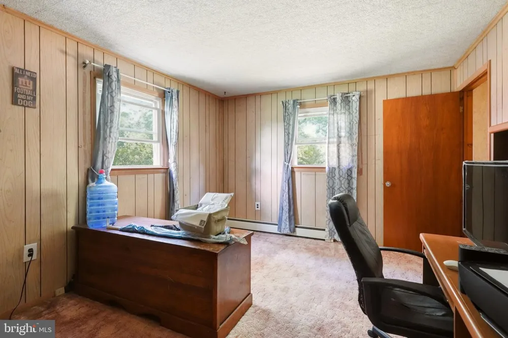 19 S TILBURY ROAD Salem, NJ 08079