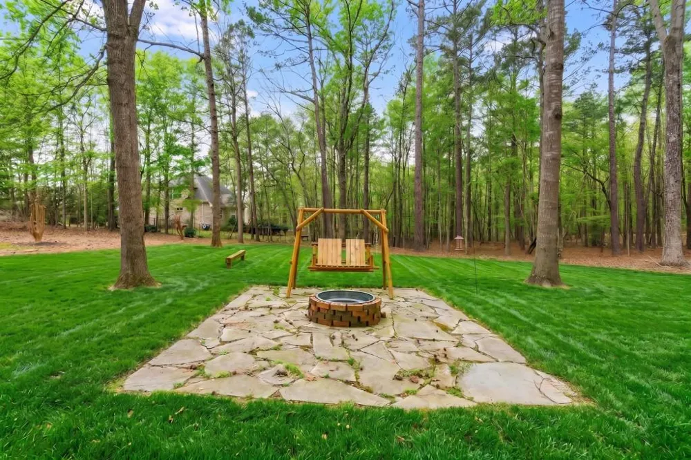 140 Wesley Drive Athens, GA 30605