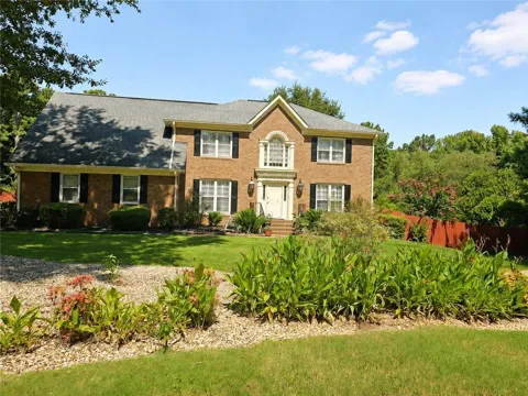 1500 Old Salem Drive SE