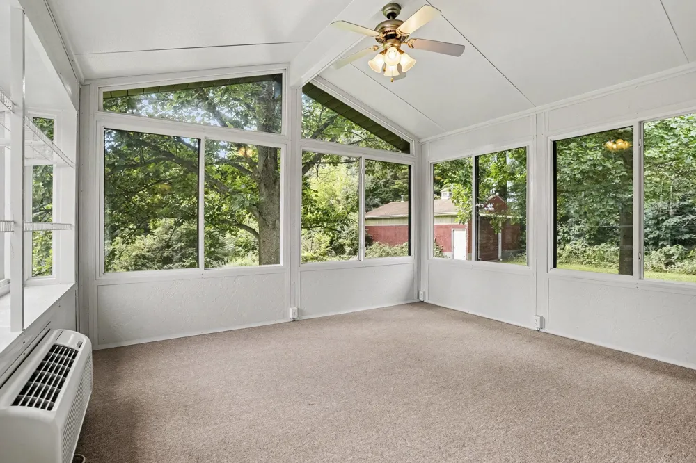5459 W Gh Avenue Kalamazoo, MI 49009