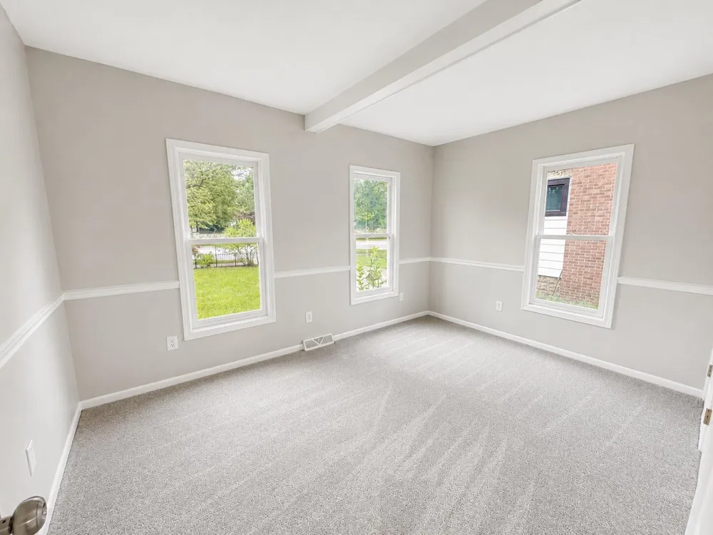 1926 Oakland Drive Kalamazoo, MI 49008