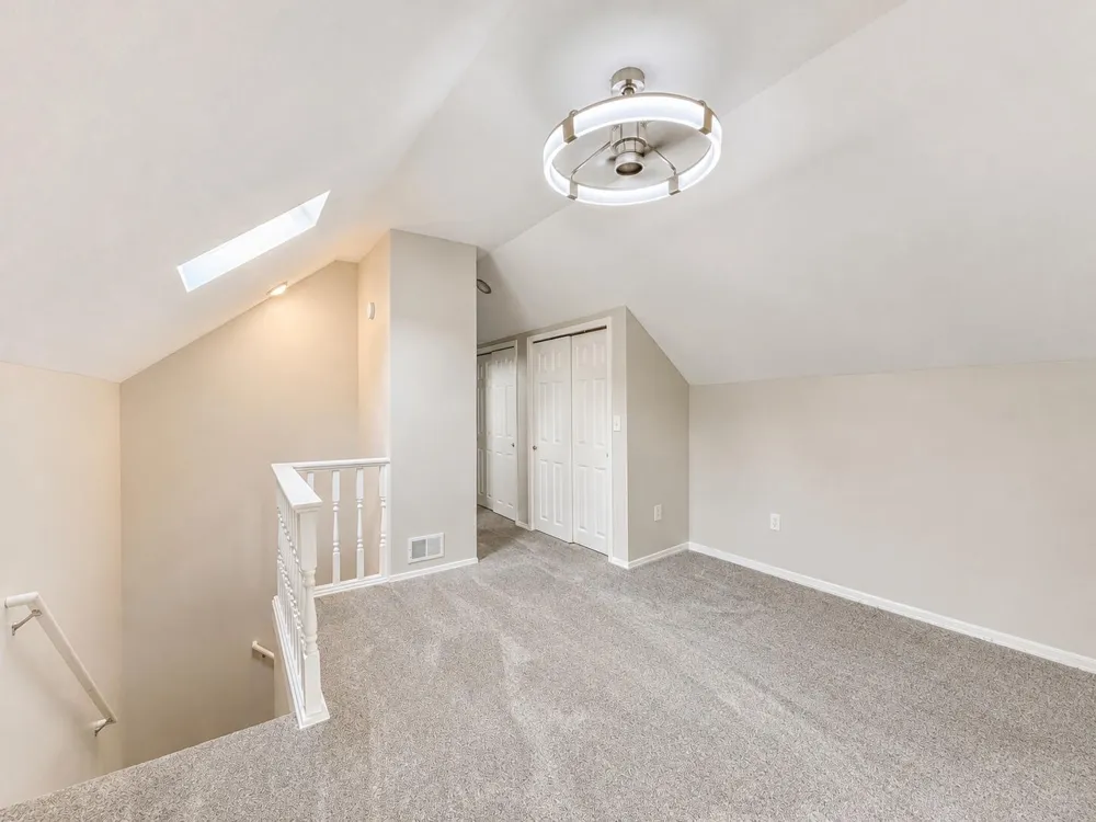 1926 Oakland Drive Kalamazoo, MI 49008