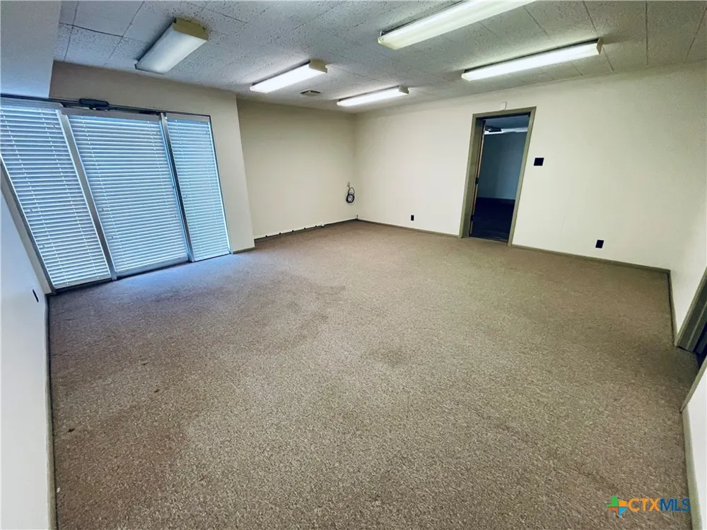 618 E Airline Road Victoria, TX 77901