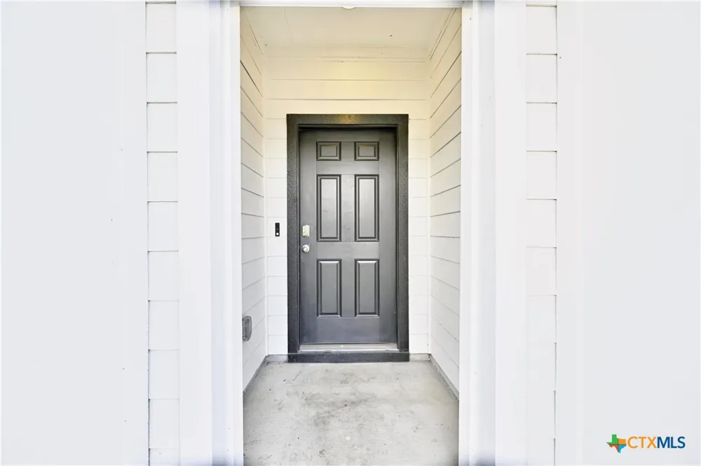326 Richland Drive Lockhart, TX 78644