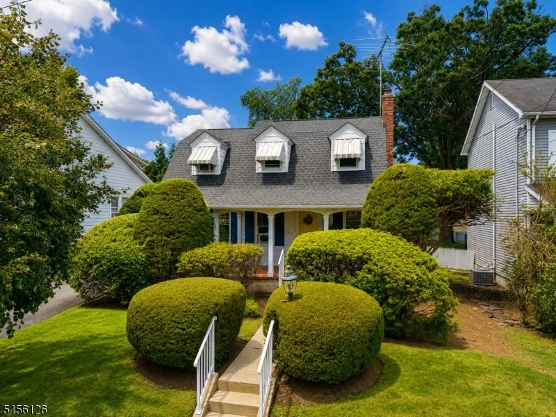 326 Rea Ave Hawthorne, NJ 07506