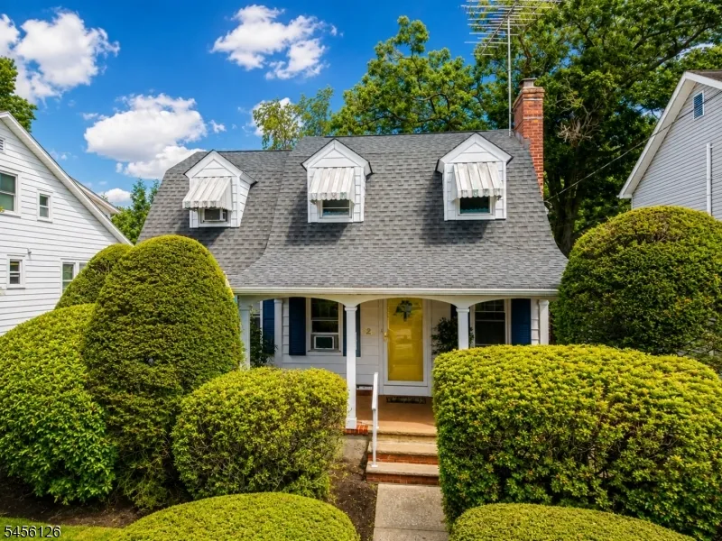 326 Rea Ave Hawthorne, NJ 07506