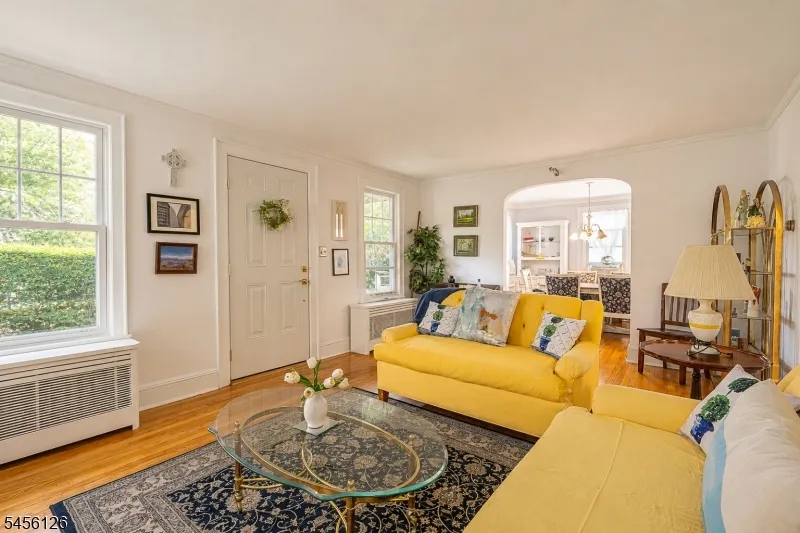 326 Rea Ave Hawthorne, NJ 07506