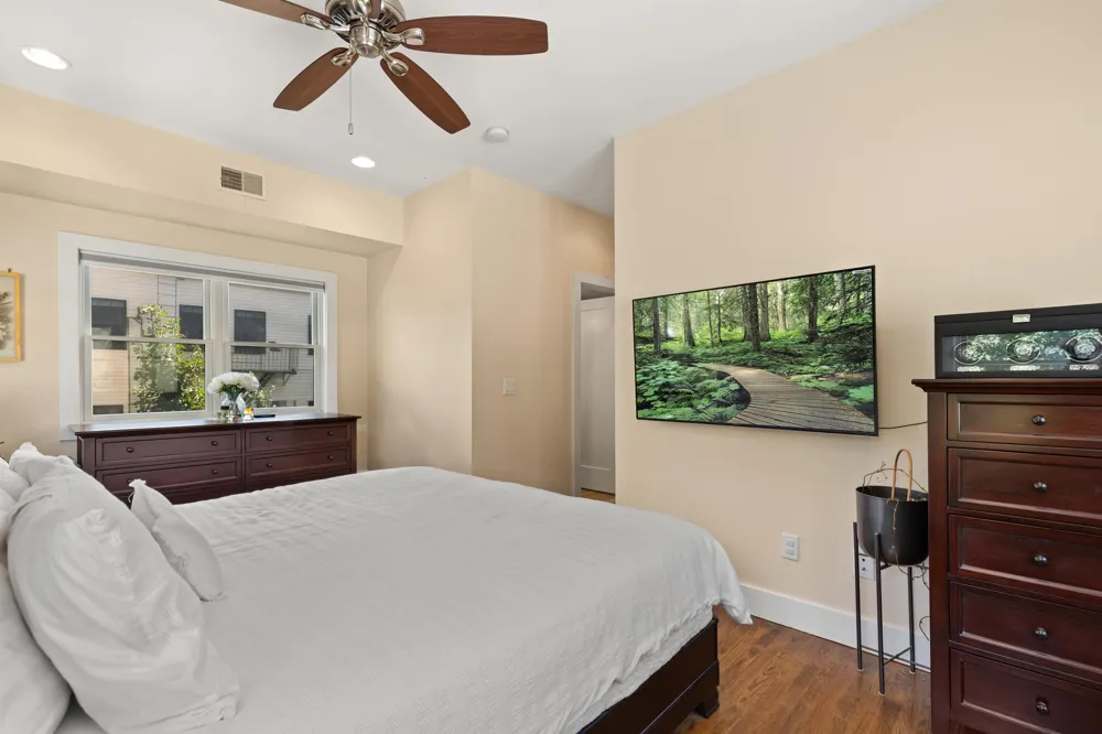 48 WEST 18TH ST Weehawken, NJ 07086
