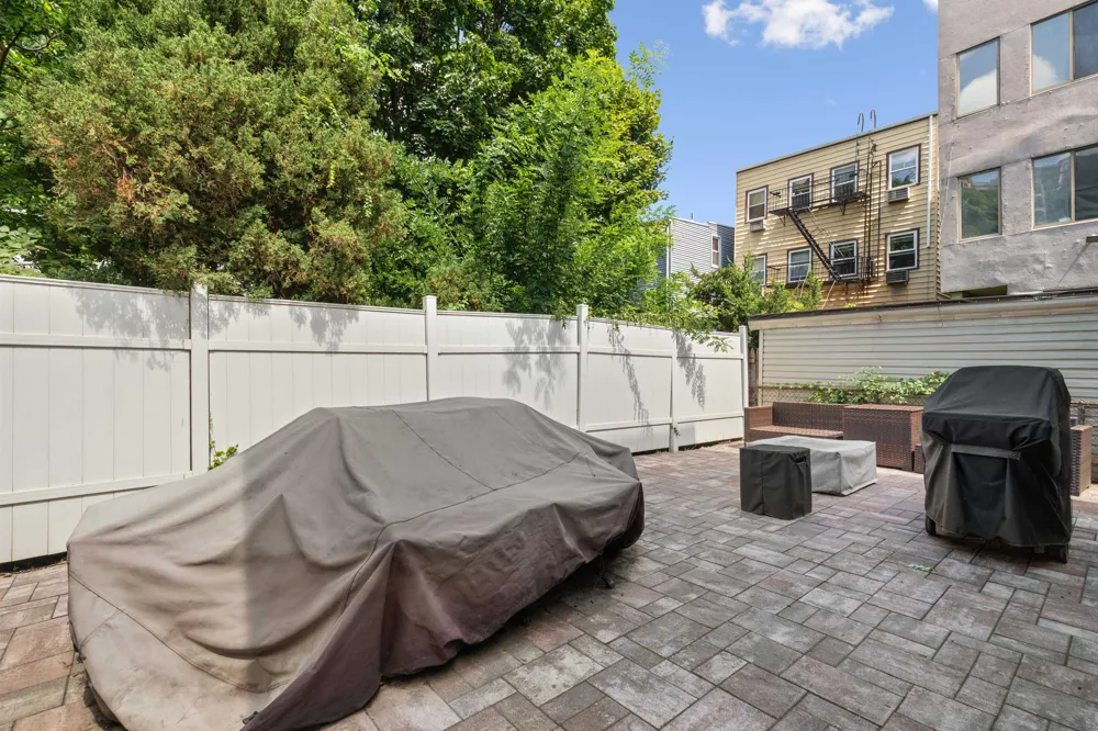 48 WEST 18TH ST Weehawken, NJ 07086