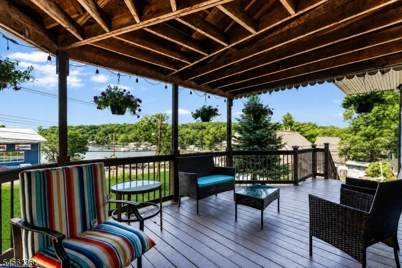 2 San Bar Dr Jefferson, NJ 07849