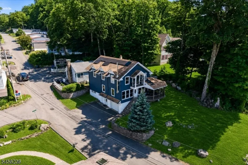 2 San Bar Dr Jefferson, NJ 07849