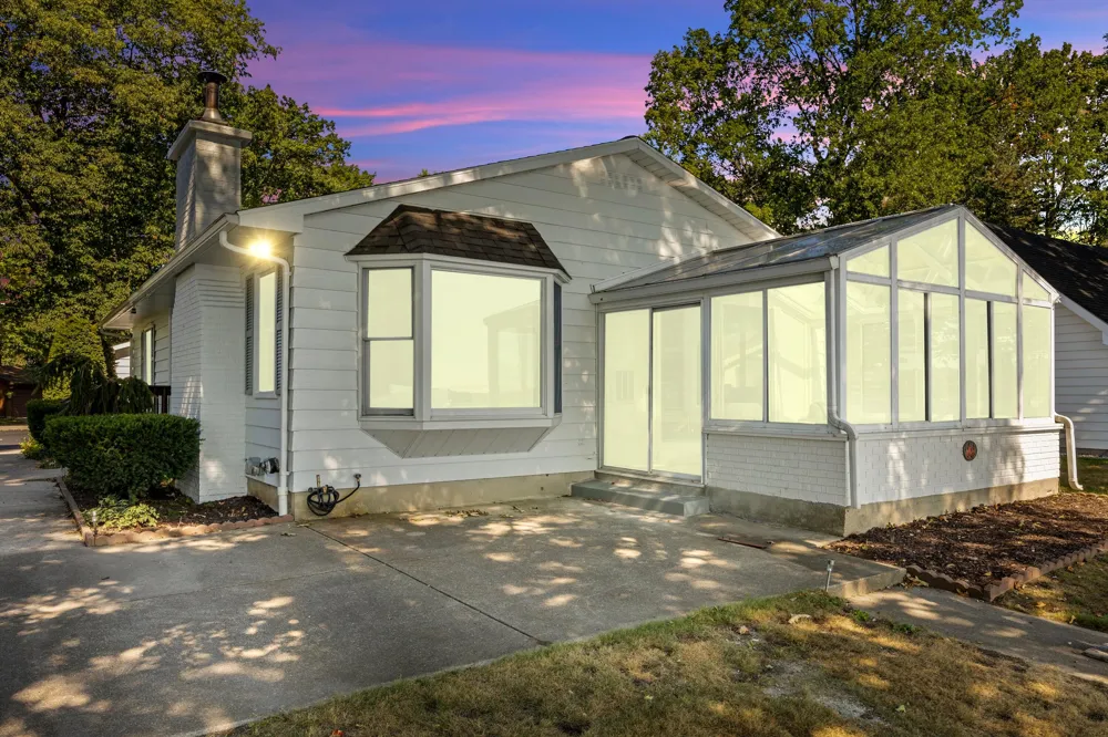 5540 Cozy Point Drive Newaygo, MI 49337
