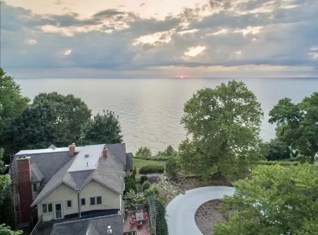2365 Thandlewane Path St. Joseph, MI 49085