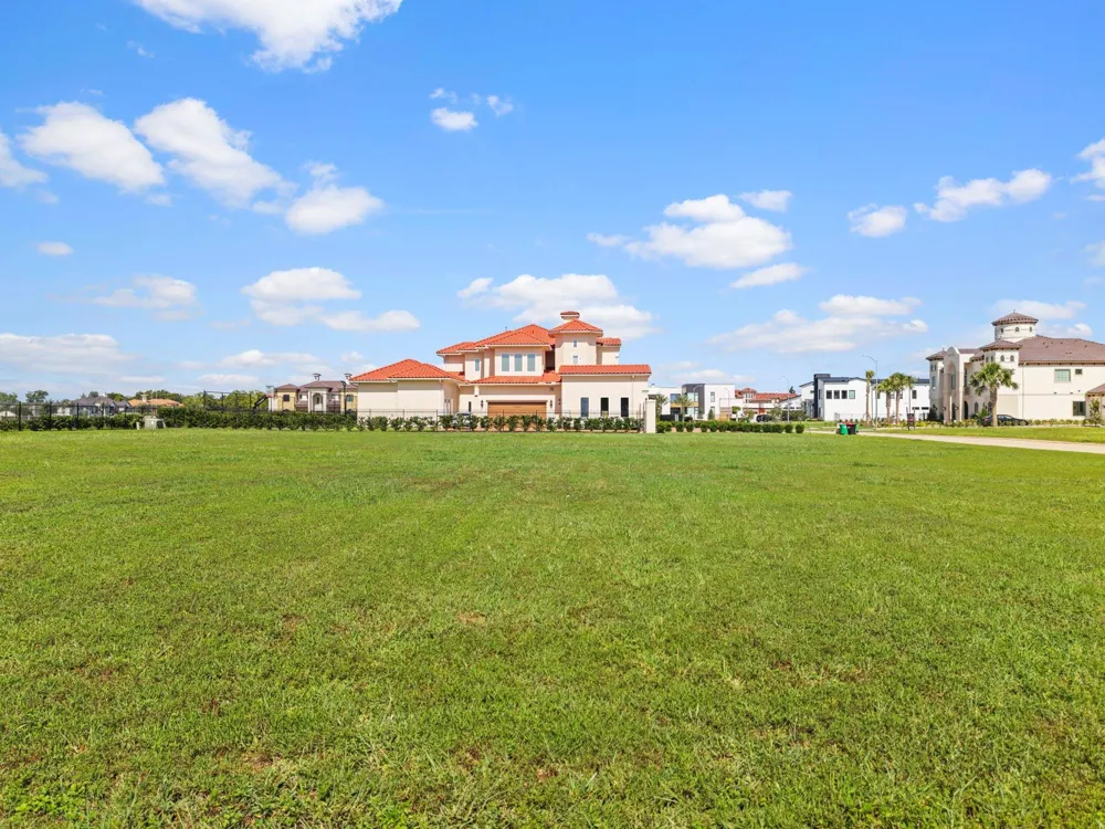 3 Alexandra Way Circle Richmond, TX 77469