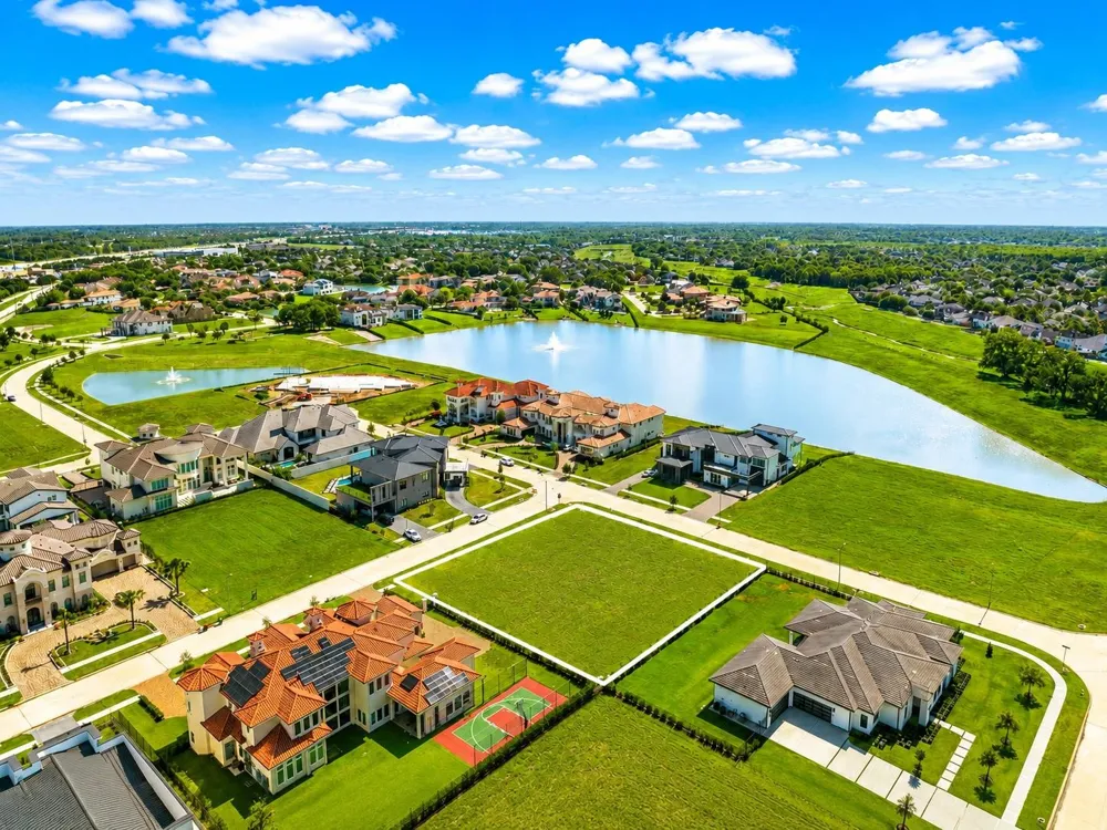 3 Alexandra Way Circle Richmond, TX 77469