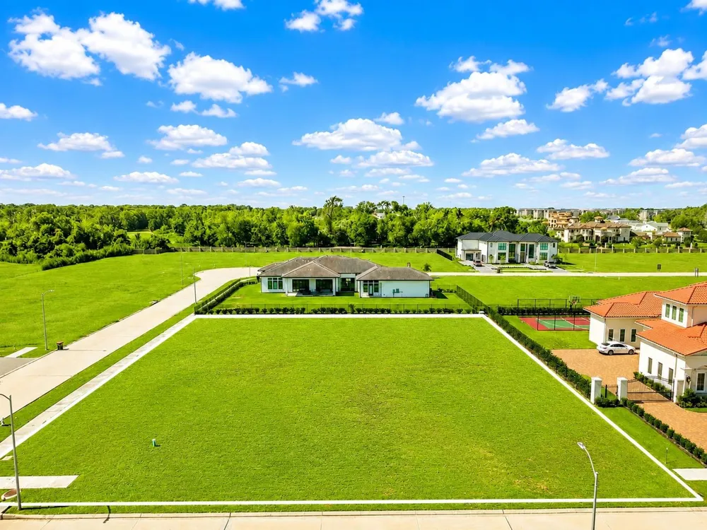 3 Alexandra Way Circle Richmond, TX 77469