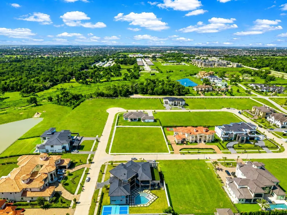 3 Alexandra Way Circle Richmond, TX 77469