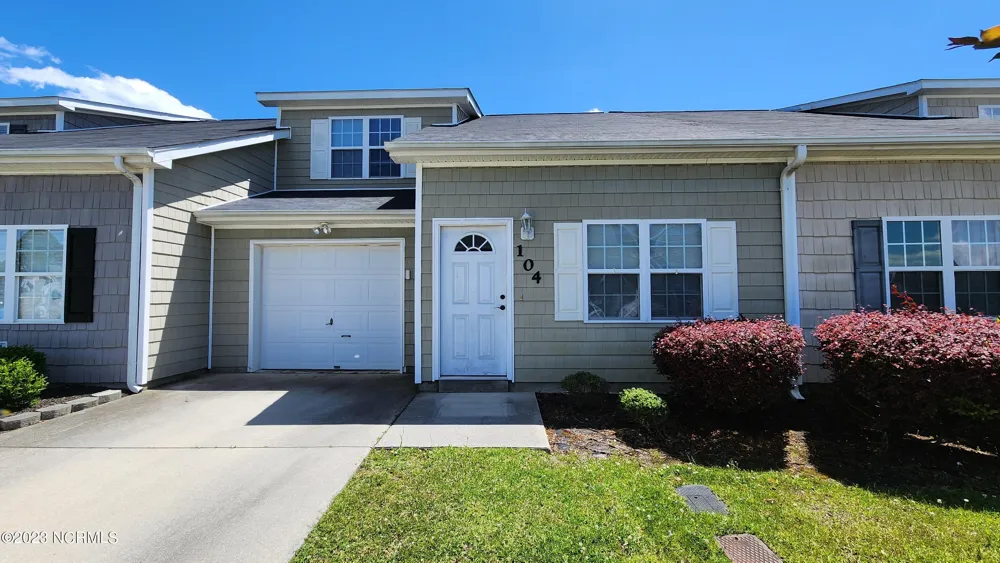 104 Creeker Town Way Hubert, NC 28539