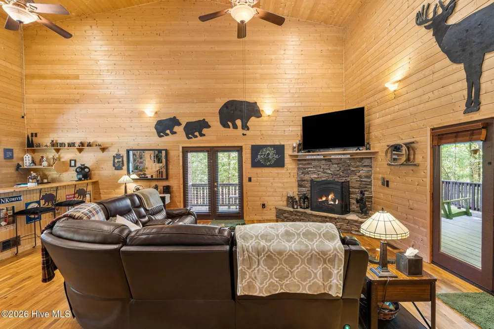 2390 Rainbow Ridge Road Hiawassee, GA 30546