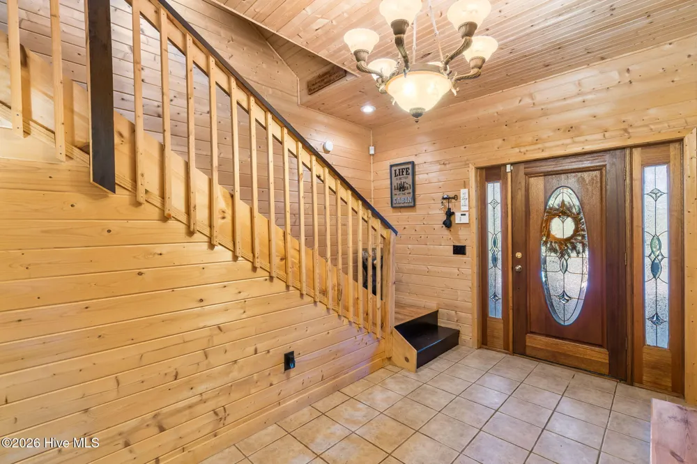 2390 Rainbow Ridge Road Hiawassee, GA 30546