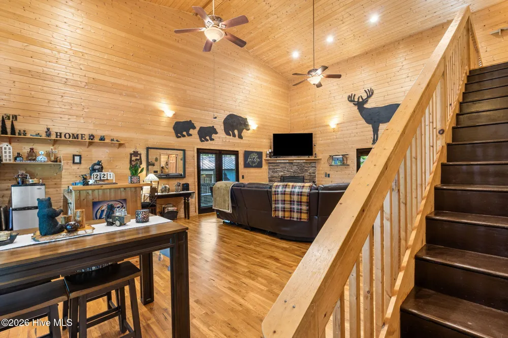 2390 Rainbow Ridge Road Hiawassee, GA 30546