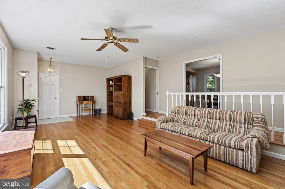 1222 WOODCREST CIRCLE Harrisonburg, VA 22801