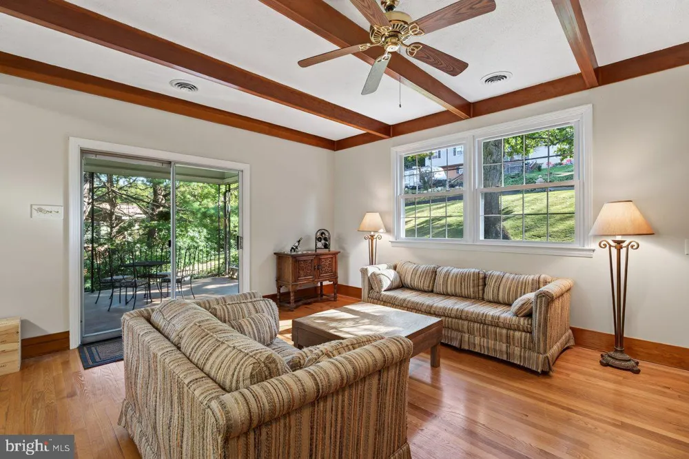 1222 WOODCREST CIRCLE Harrisonburg, VA 22801