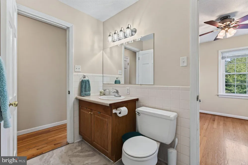 1222 WOODCREST CIRCLE Harrisonburg, VA 22801