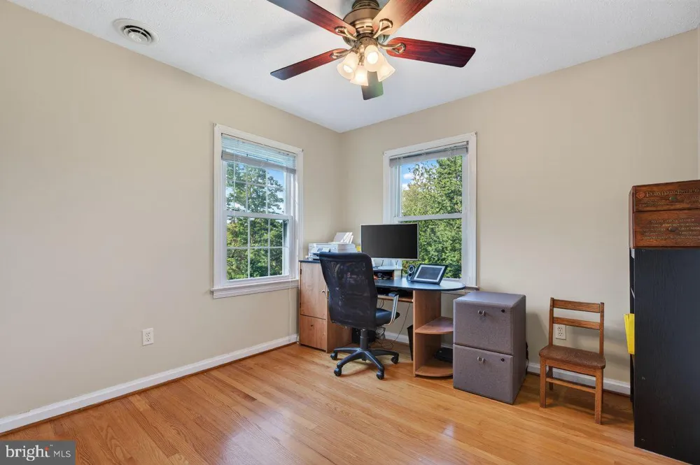 1222 WOODCREST CIRCLE Harrisonburg, VA 22801