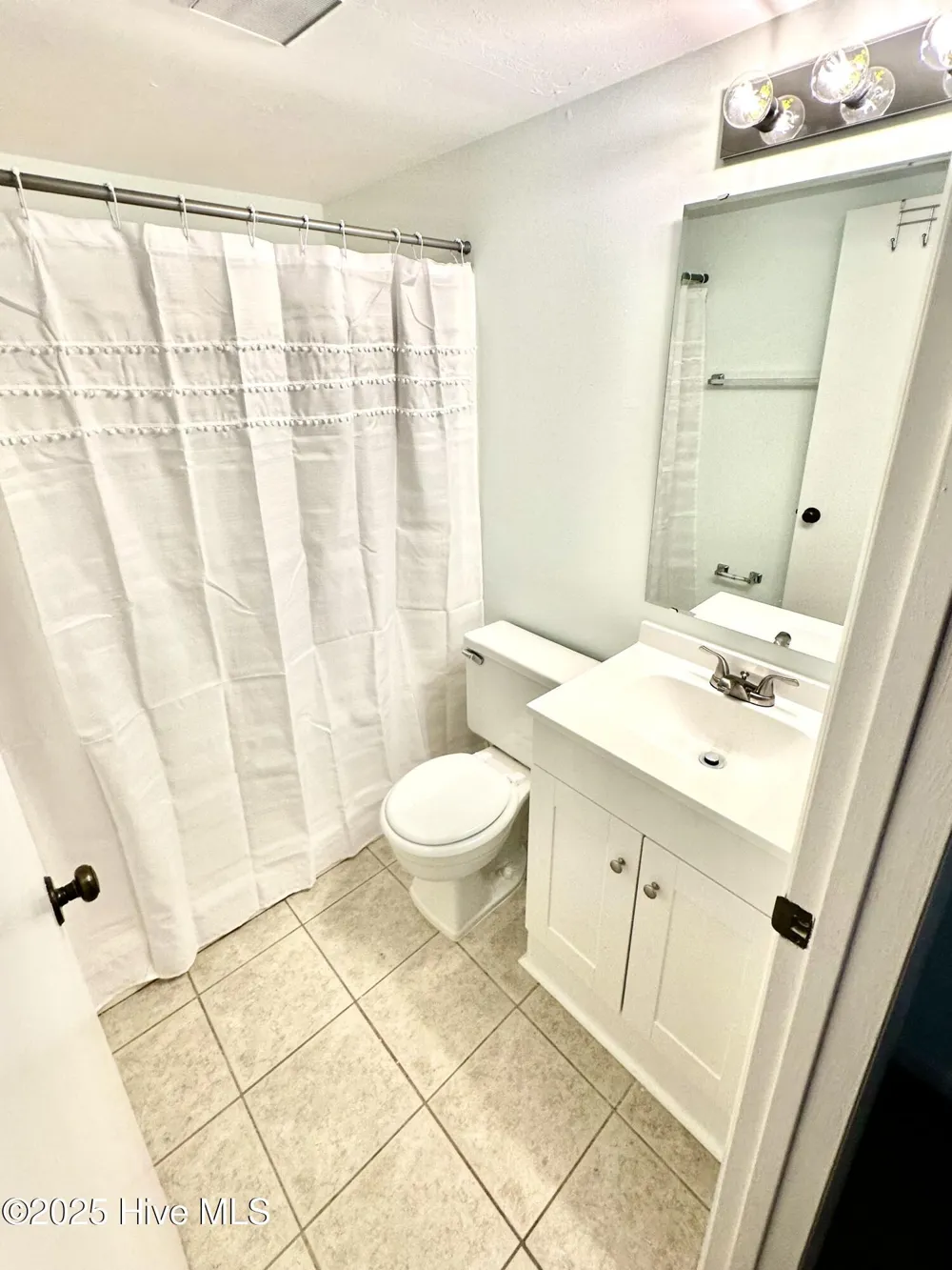 4451 Holly Tree Road Wilmington, NC 28412