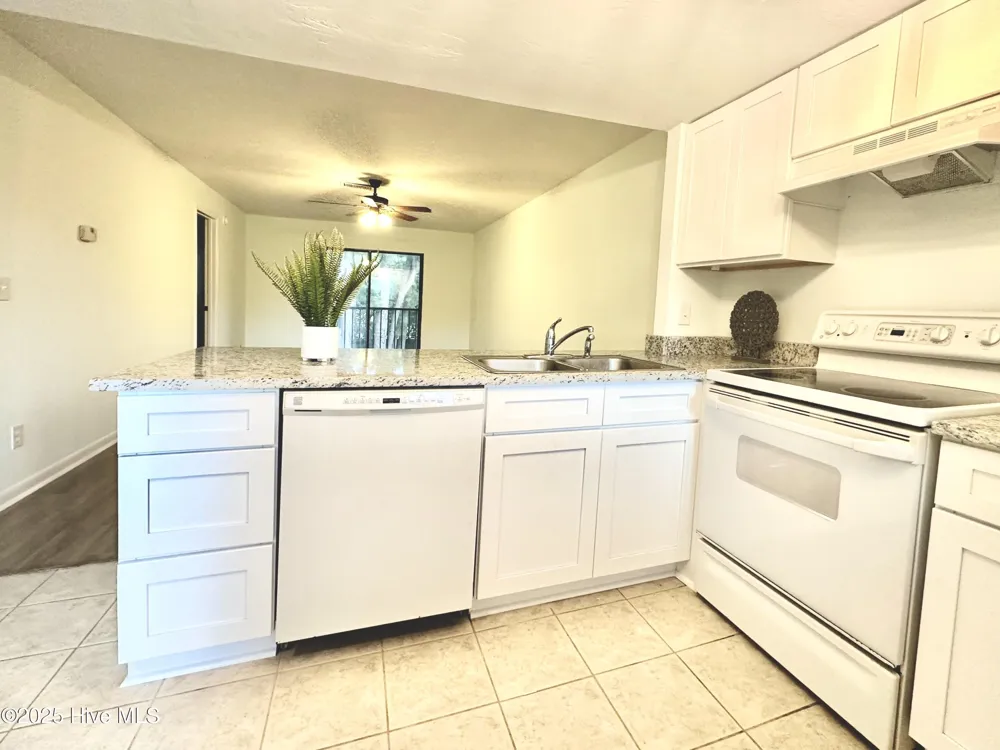 4451 Holly Tree Road Wilmington, NC 28412
