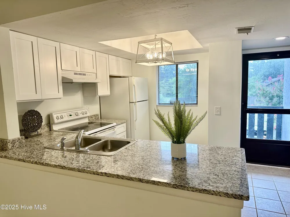 4451 Holly Tree Road Wilmington, NC 28412