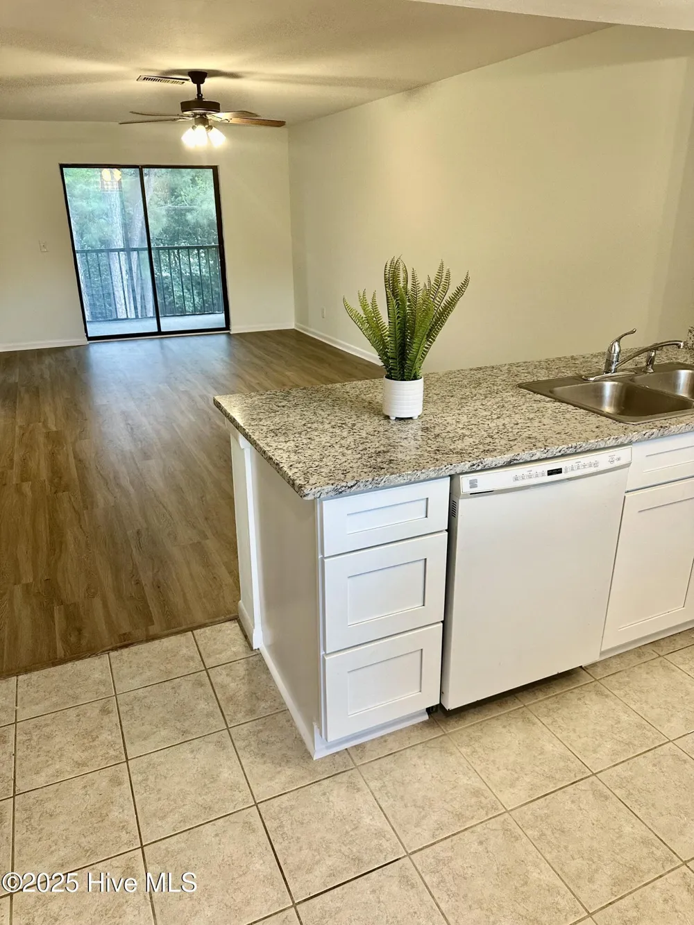 4451 Holly Tree Road Wilmington, NC 28412