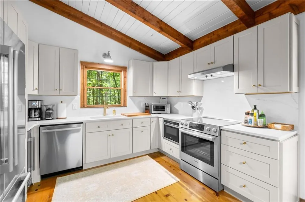 110 Sleeping Fawn Knoll Big Canoe, GA 30143