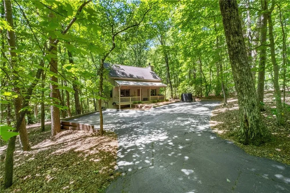 110 Sleeping Fawn Knoll Big Canoe, GA 30143