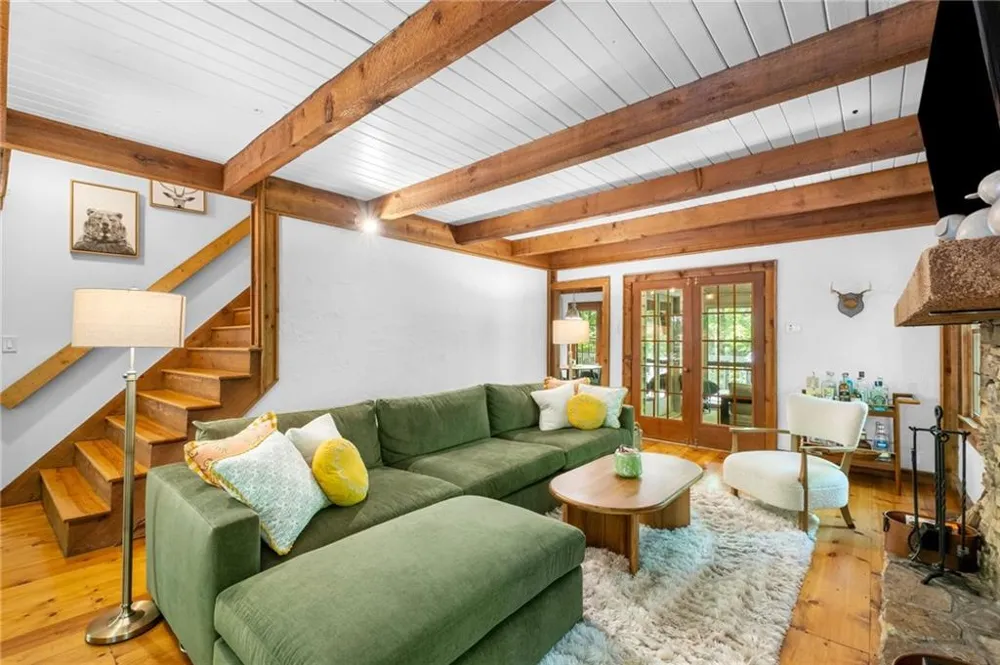 110 Sleeping Fawn Knoll Big Canoe, GA 30143