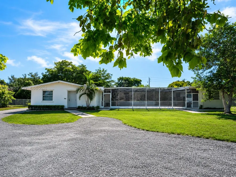 6700 SW 97th Ave Miami, FL 33173