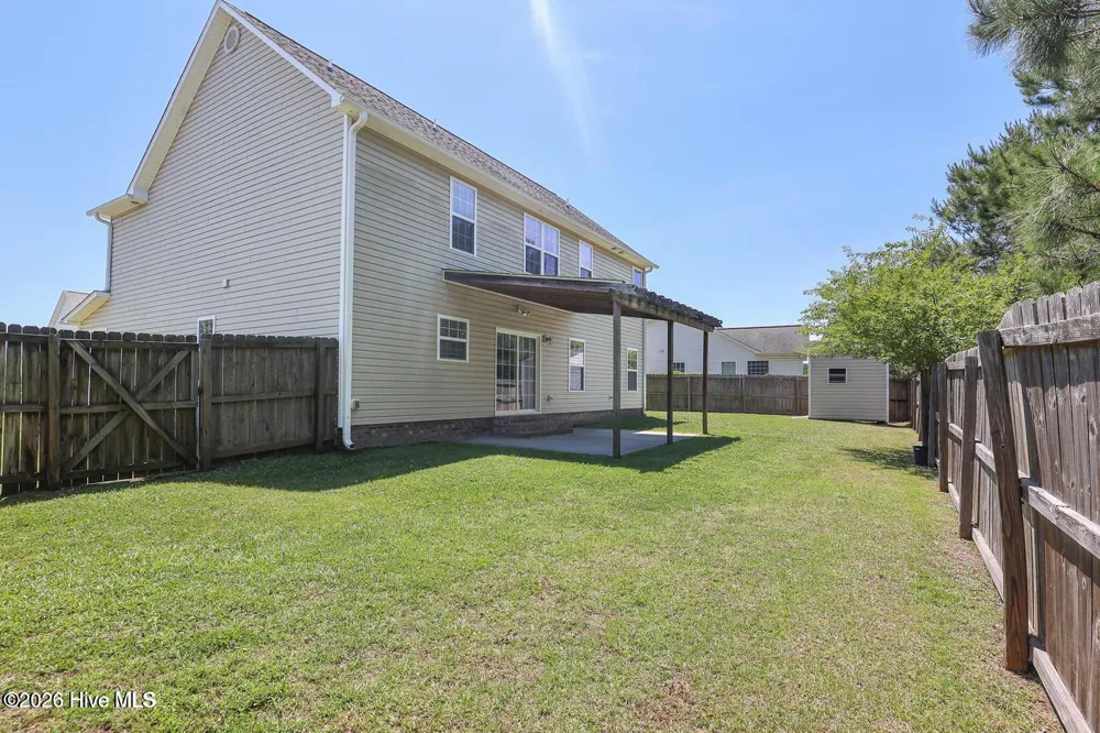 207 Willoughby Lane Jacksonville, NC 28546