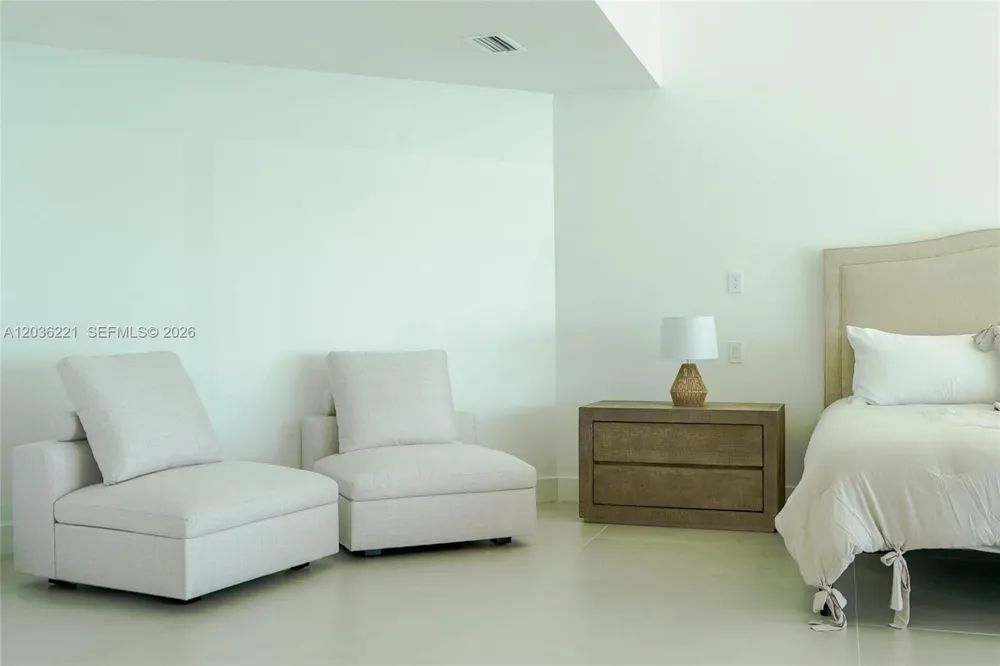 7720 Miami View Dr North Bay Village, FL 33141