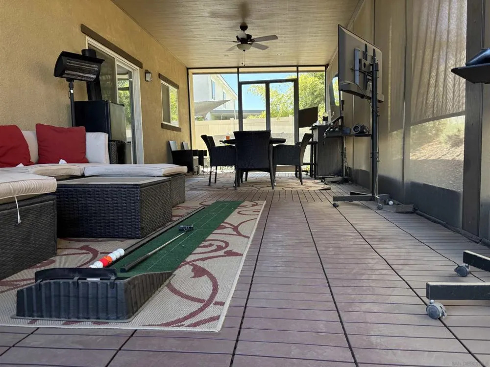 29323 Canteen Cir Winchester, CA 92596