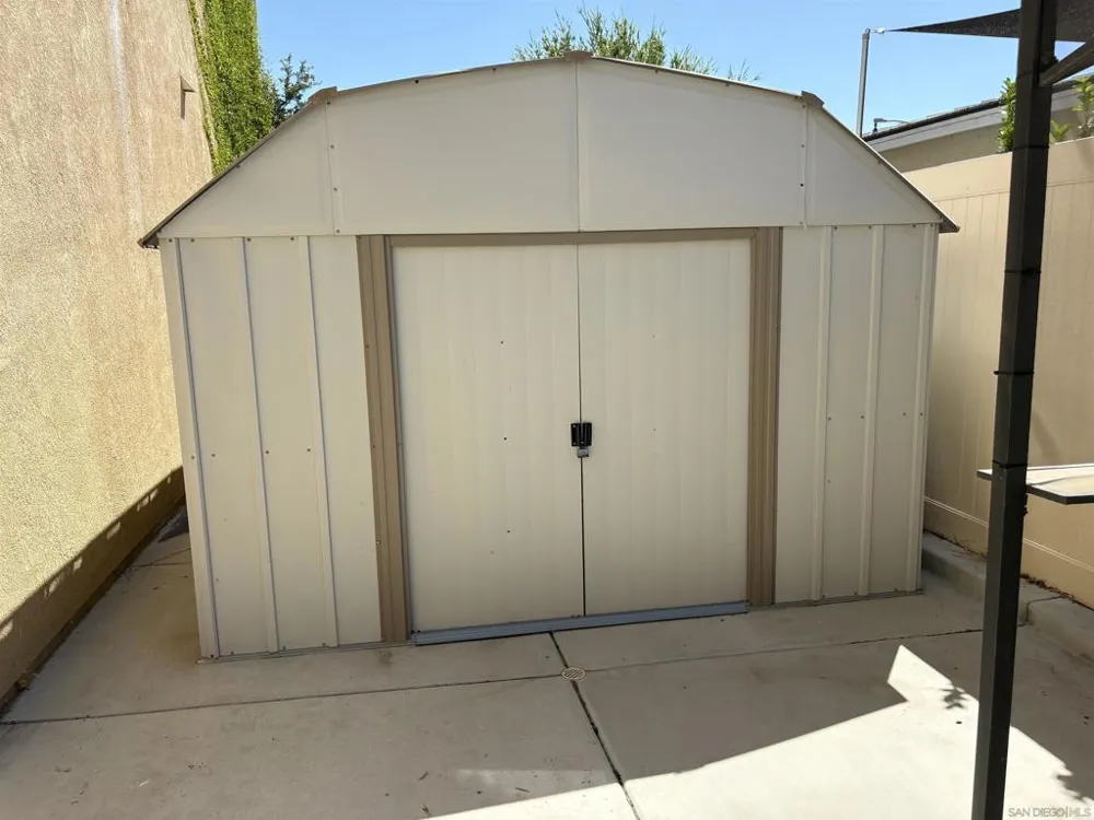 29323 Canteen Cir Winchester, CA 92596
