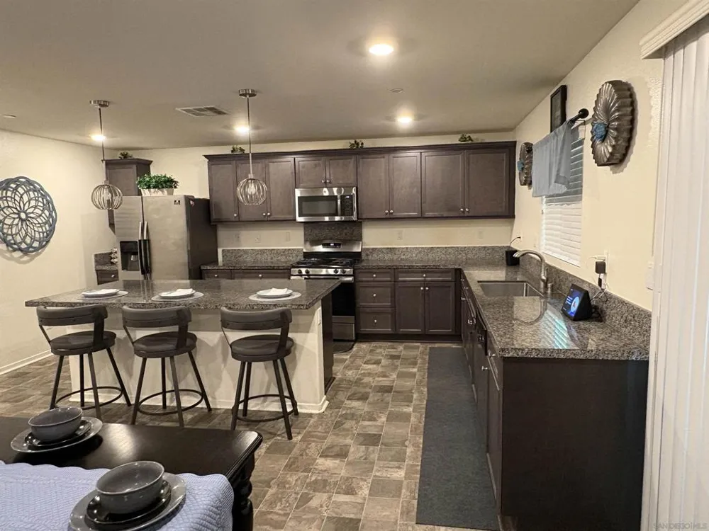 29323 Canteen Cir Winchester, CA 92596