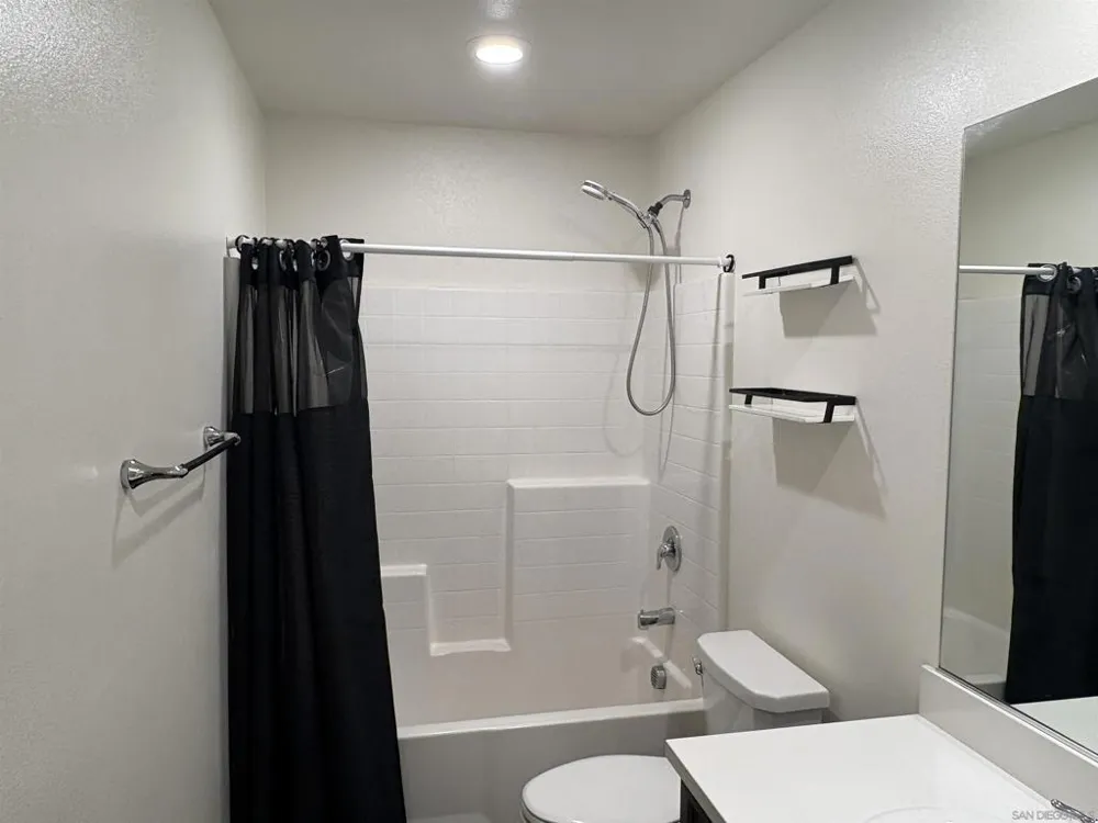 29323 Canteen Cir Winchester, CA 92596