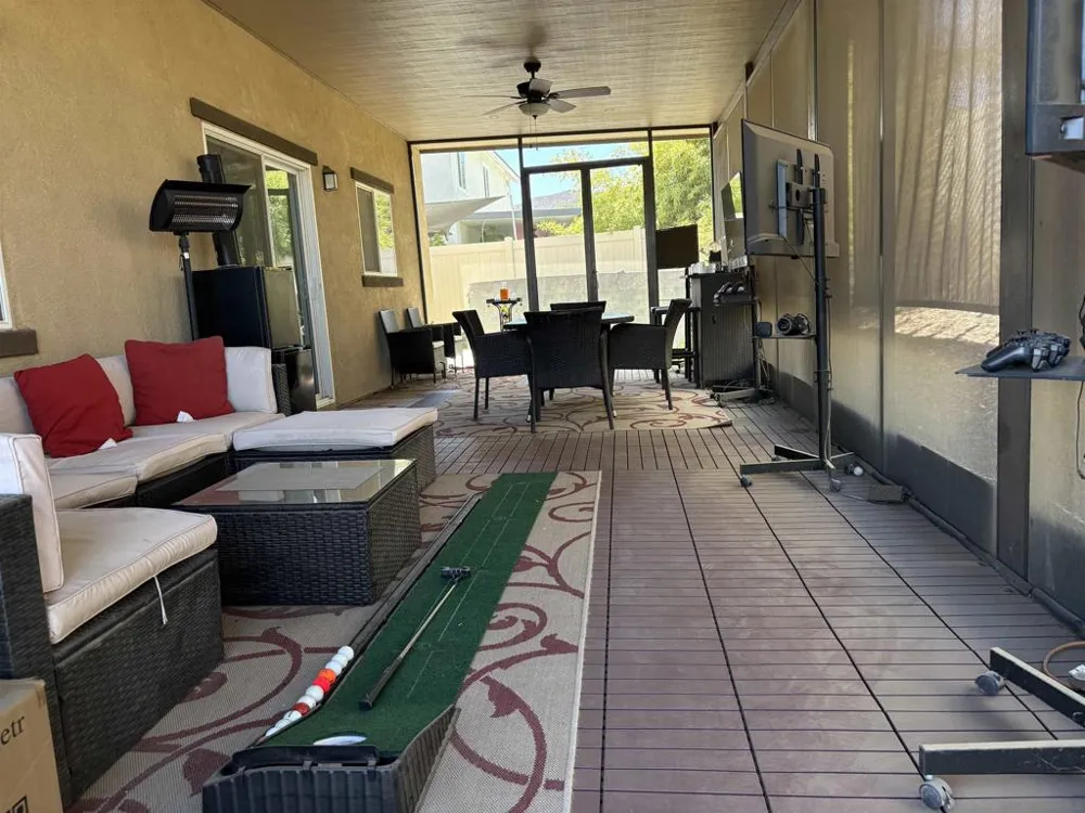 29323 Canteen Cir Winchester, CA 92596